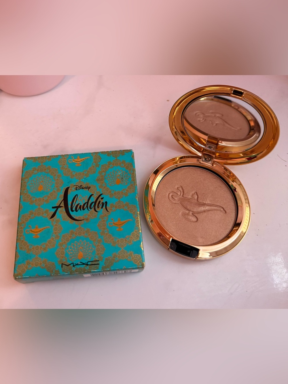 MAC Cosmetics x Aladdin Collection - in Always in one Jump Ahead ( Blush )